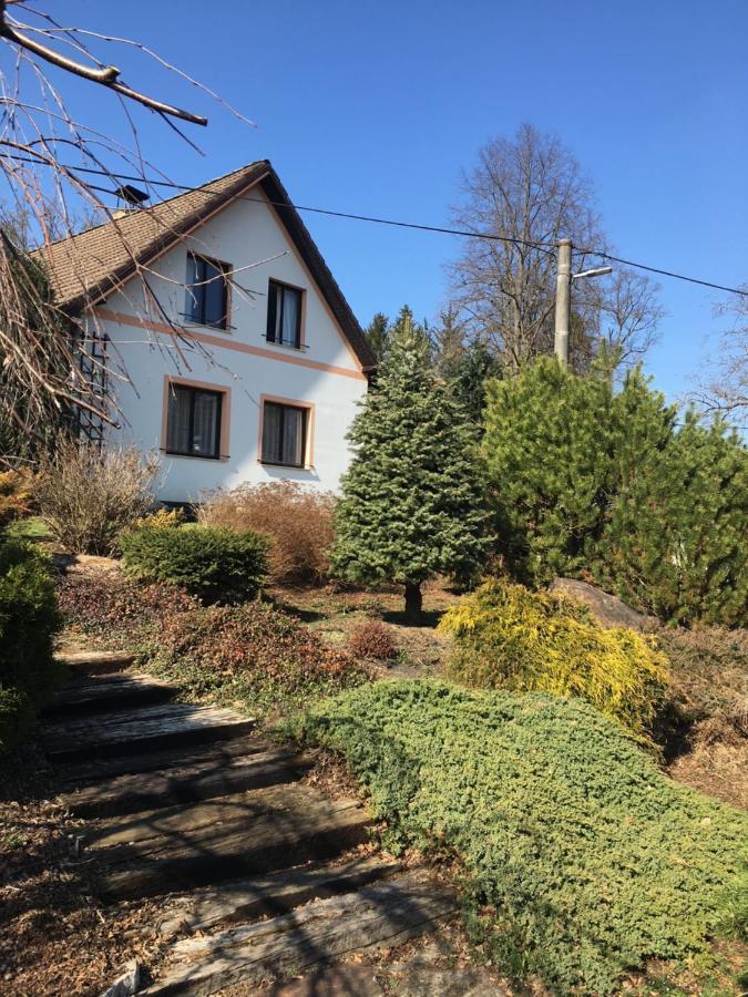 Apartman Beruska Krelovice Exteriör bild