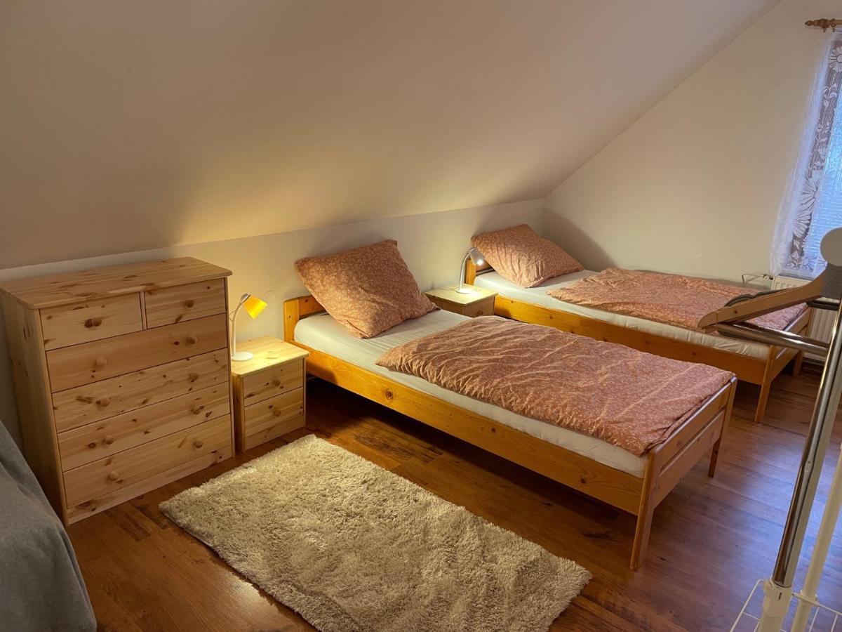 Apartman Beruska Krelovice Exteriör bild